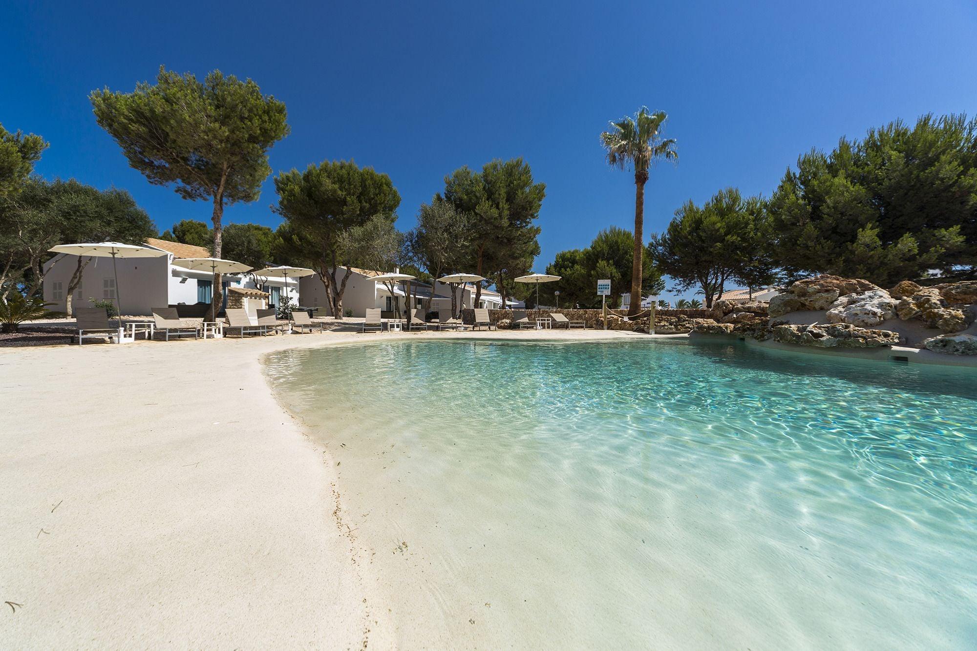 Lago Resort Menorca - Villas & Bungalows Del Lago Cala 'n Bosch Buitenkant foto
