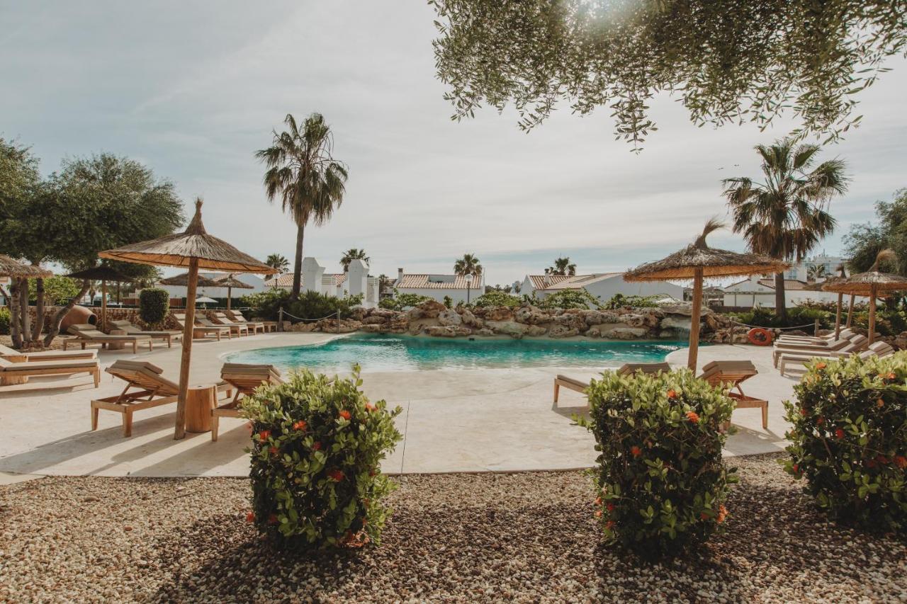 Lago Resort Menorca - Villas & Bungalows Del Lago Cala 'n Bosch Buitenkant foto