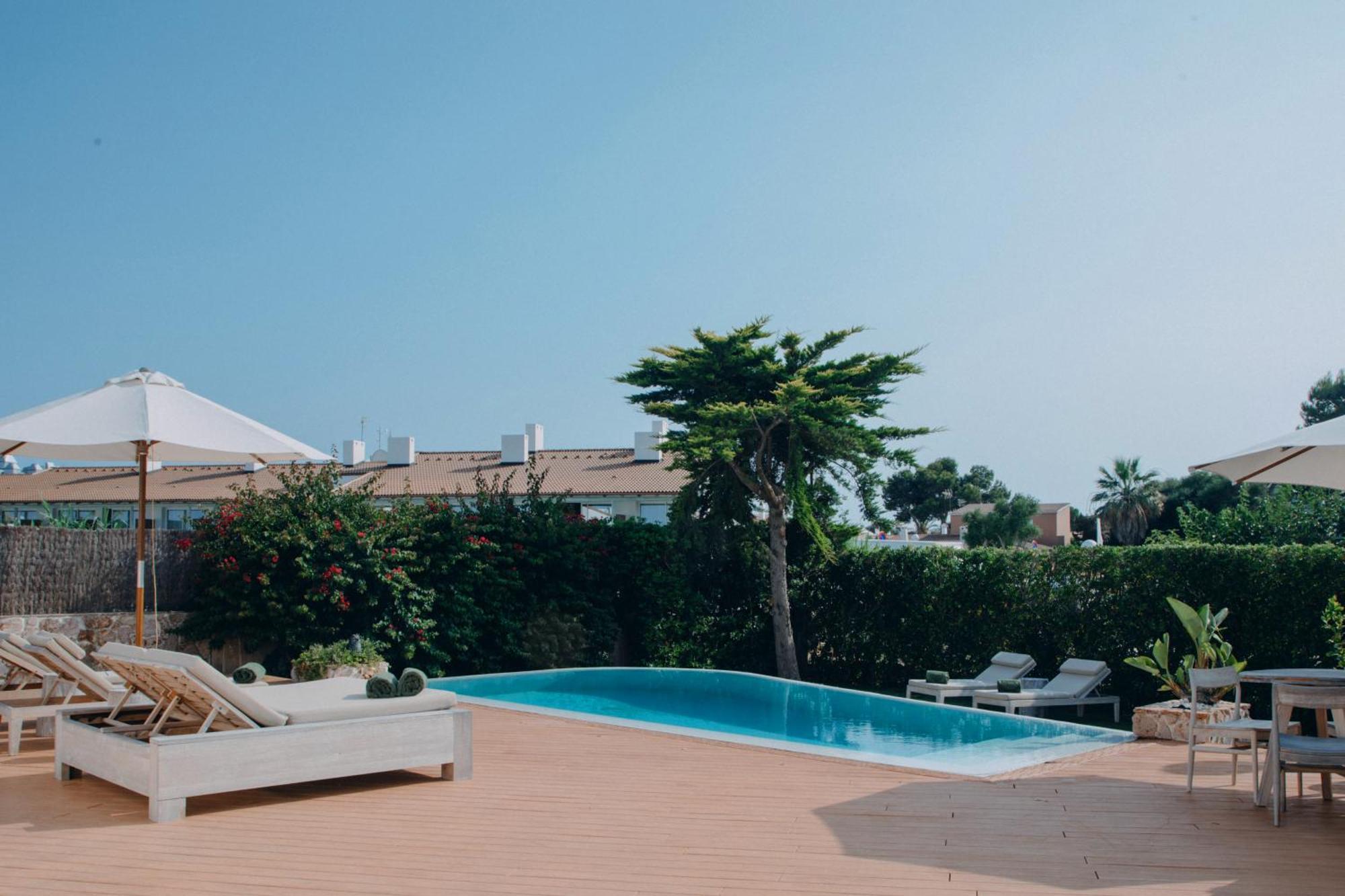 Lago Resort Menorca - Villas & Bungalows Del Lago Cala 'n Bosch Buitenkant foto